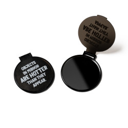 Dva žepna ogledala z motivom podgane Friderika - eno zaprto in eno odprto