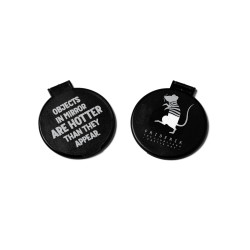 Dva zaprta žepna ogledala z motivom podgane Friderika